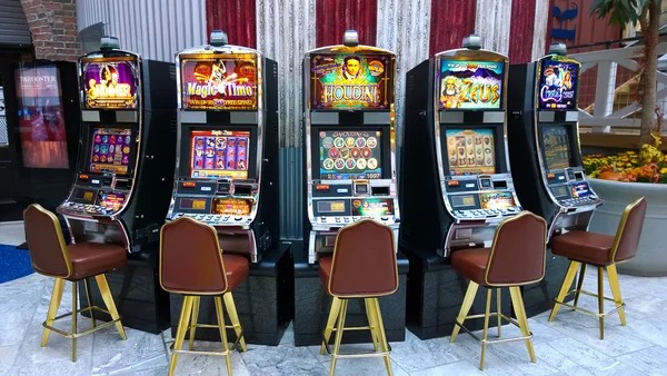 mio88 slot platform interface showing sportsbook, live dealer, and slots sections
